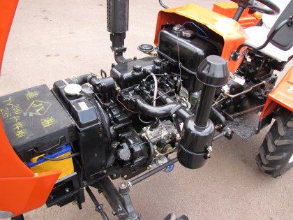 minitraktor-uralec-00128